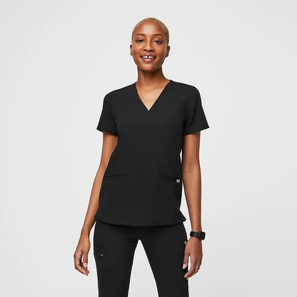 Figs Casma Three-Pocket Scrub Top, Color Black Size XL - Picture 1 of 15